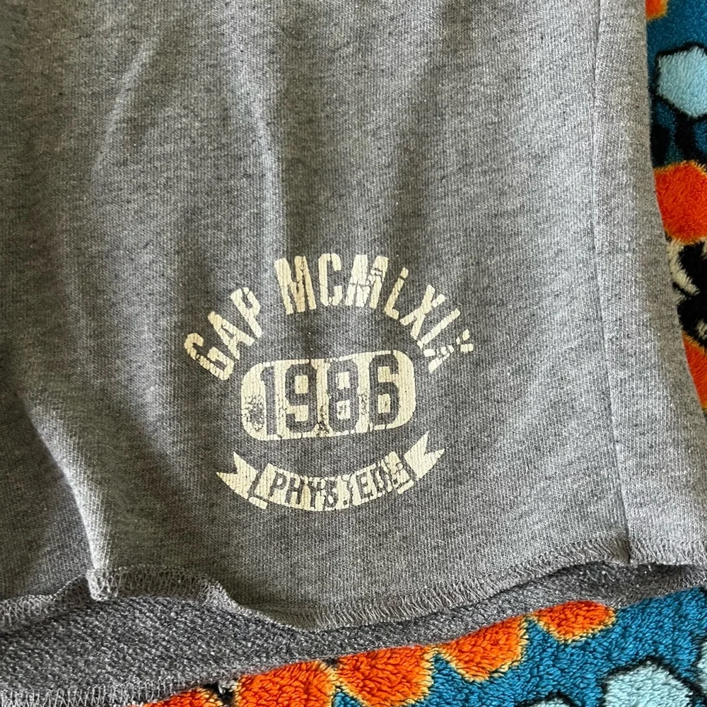 Gap Cotton Shorts Gray Grey knee length youth big boys